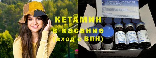 твердый Строитель